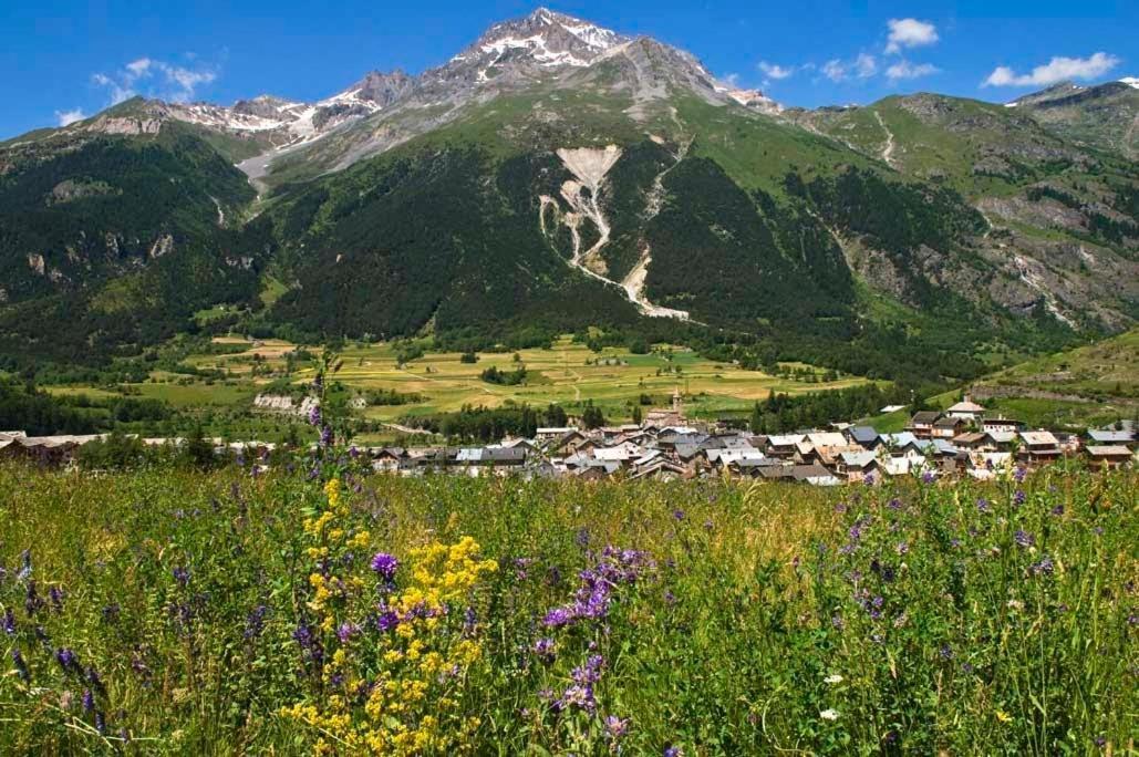 Cis-Ethic Etapes De Val Cenis Hotel Lanslebourg-Mont-Cenis Exterior foto